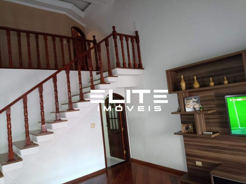 Sobrado à venda no Vila Camilópolis: 