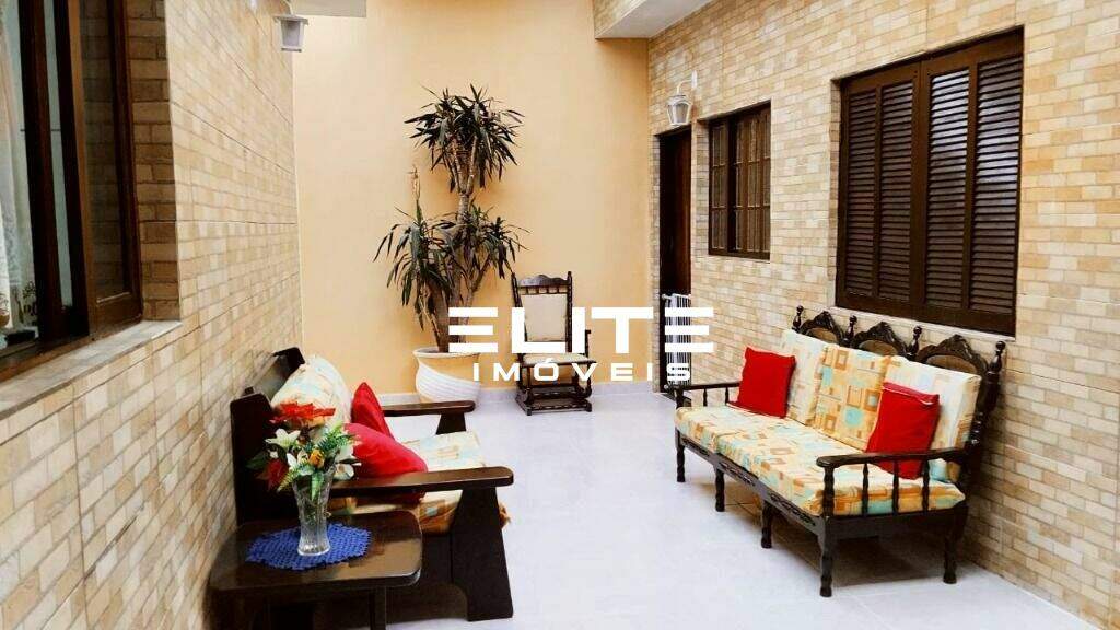 Casa à venda no Jardim Pilar: 