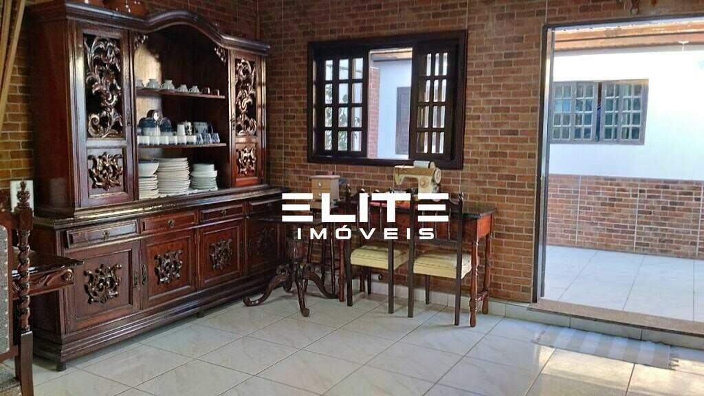 Casa à venda no Jardim Pilar: 