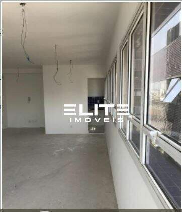 Sala à venda no Centro: 