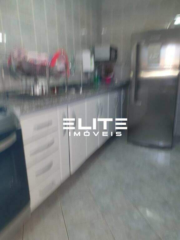 Apartamento à venda no Parque Industriário: 