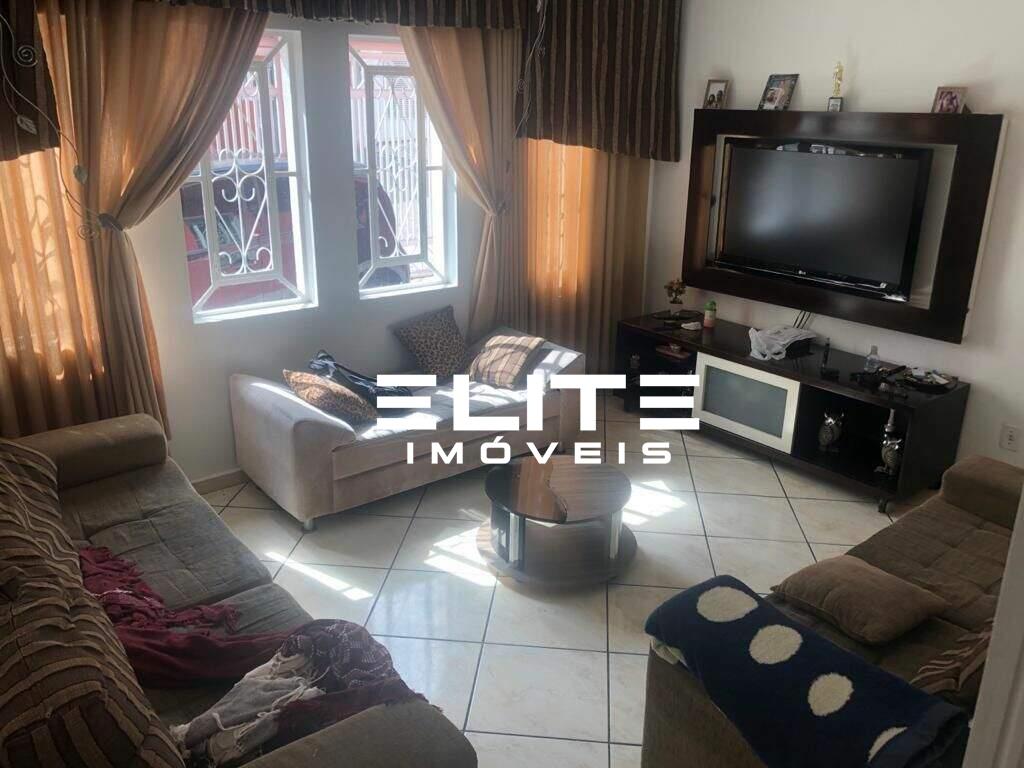 Sobrado à venda no Santa Maria: 