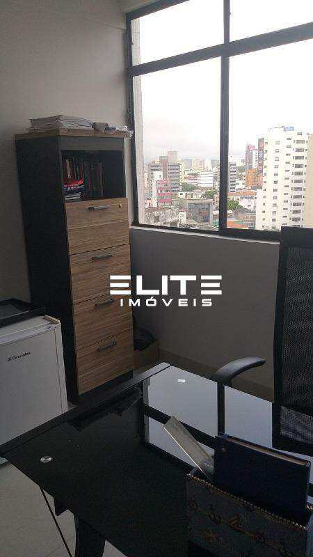 Sala à venda no Centro: 