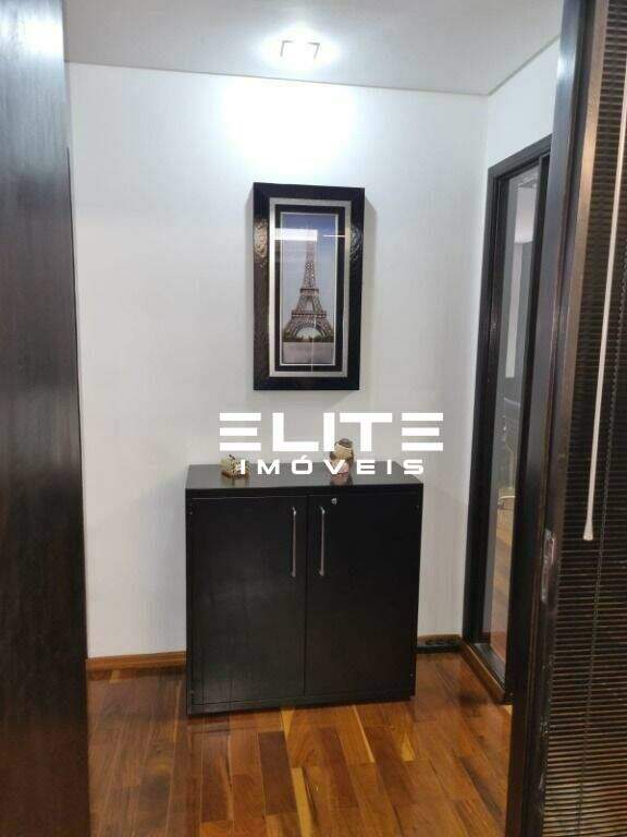 Sala à venda no Centro: 