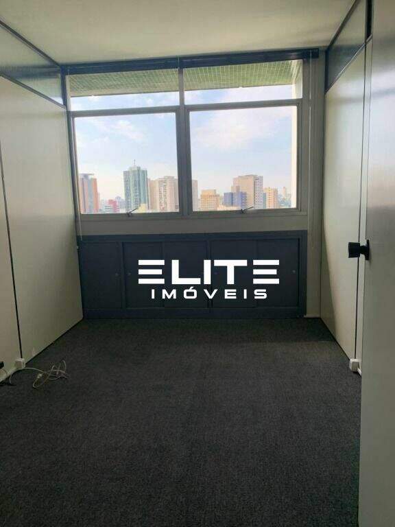 Sala à venda no Vila Bastos: 