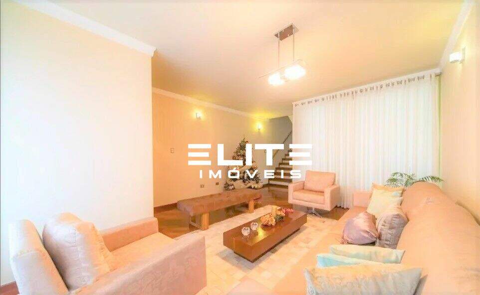 Sobrado à venda no Vila Alzira: 