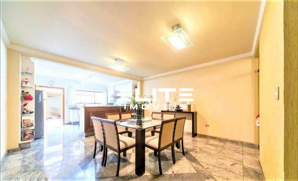 Sobrado à venda no Vila Alzira: 