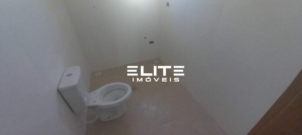 Cobertura à venda no Parque Industriário: 