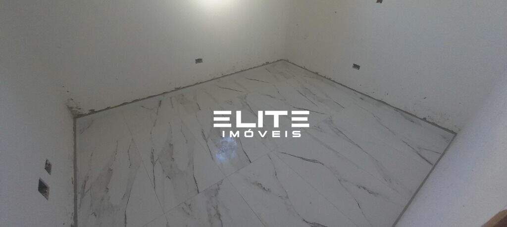 Cobertura à venda no Parque Industriário: 