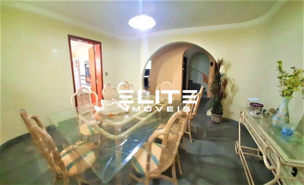 Sobrado à venda no Bairro Jardim: 