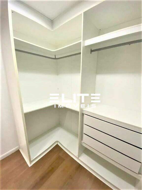 Apartamento à venda no Vila Alzira: 