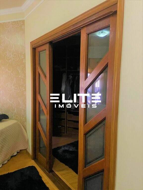 Sobrado à venda no Campestre: 