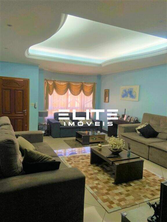 Sobrado à venda no Campestre: 