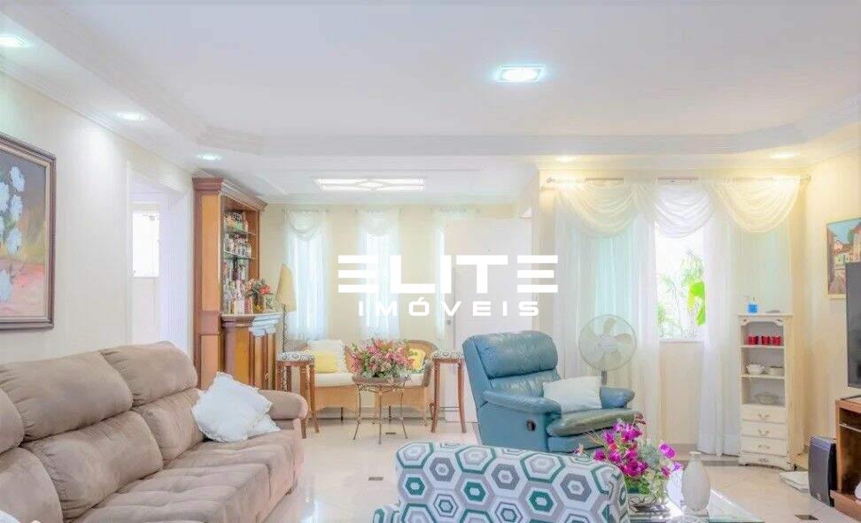 Sobrado à venda no Cerâmica: 