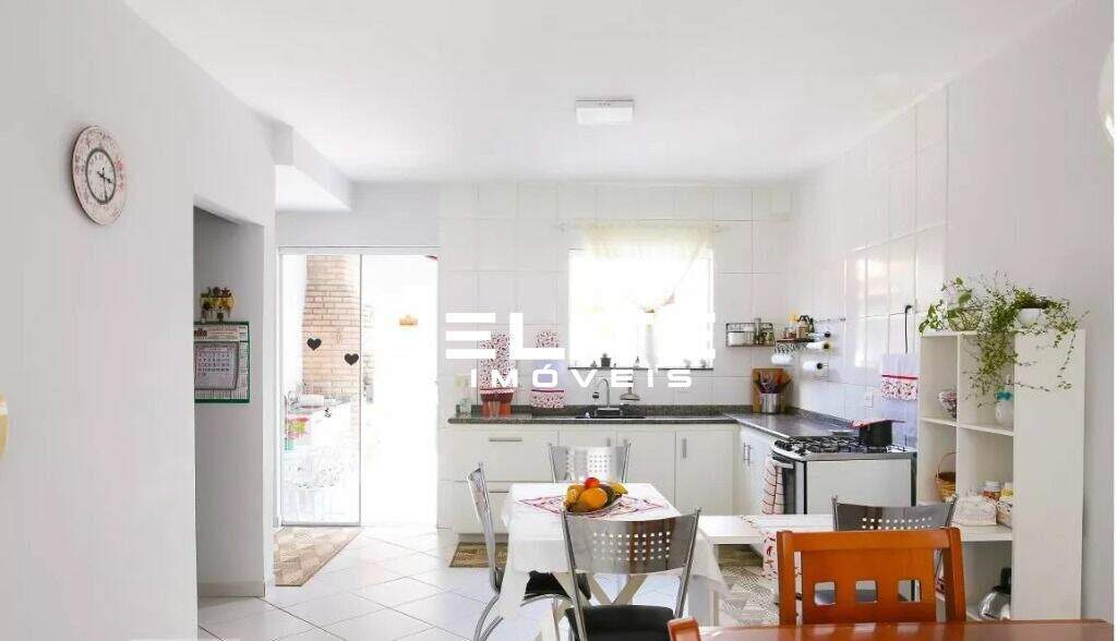 Sobrado à venda no Bairro Jardim: 