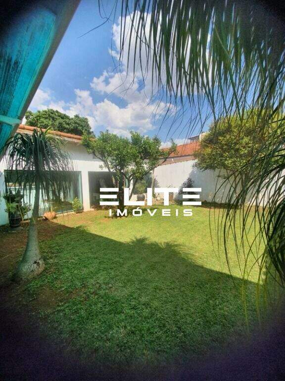 Sobrado à venda no Santa Maria: 