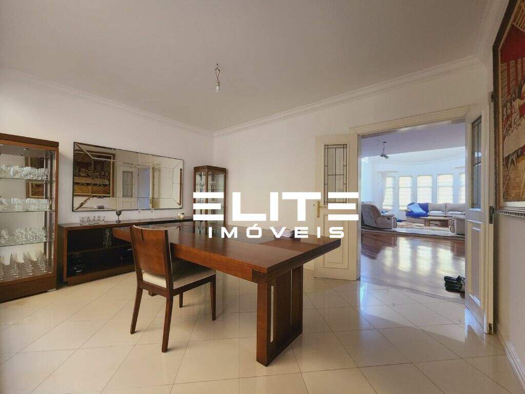 Sobrado à venda no Campestre: 