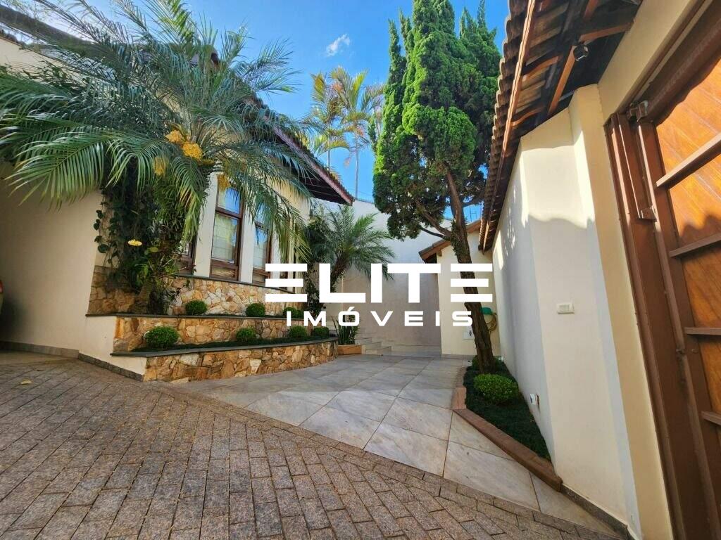 Sobrado à venda no Campestre: 