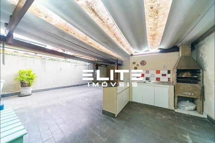 Sobrado à venda no Centro: 