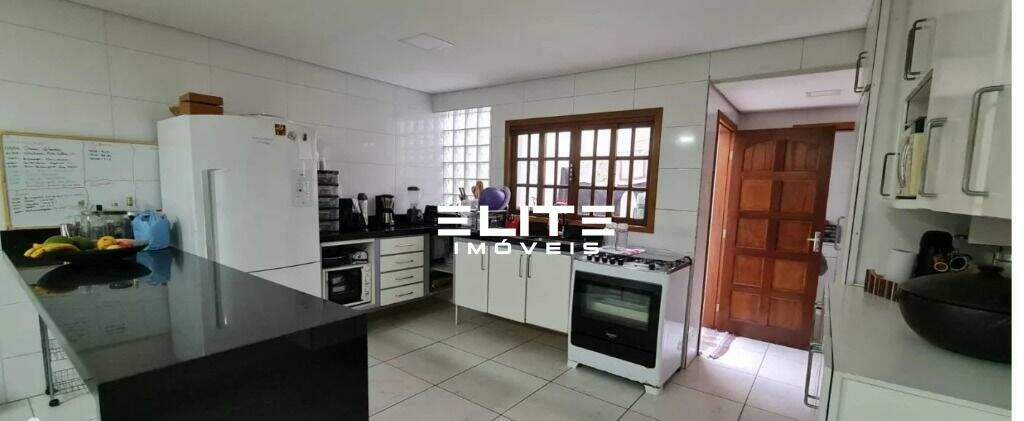 Sobrado à venda no Campestre: 