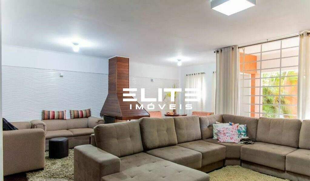 Sobrado à venda no Bairro Jardim: 