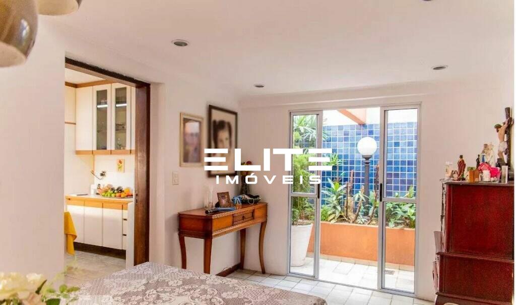 Sobrado à venda no Bairro Jardim: 