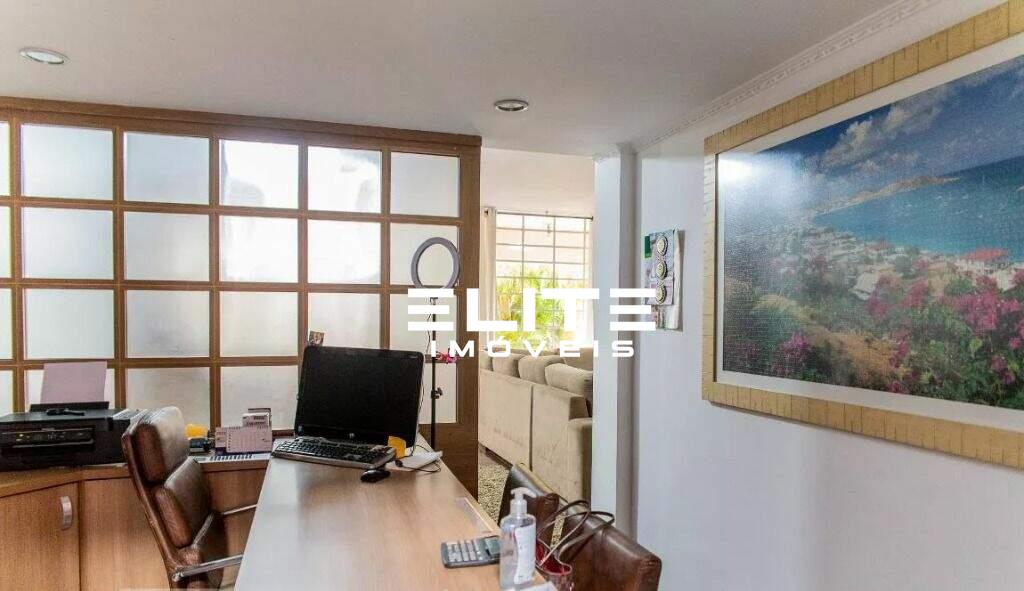 Sobrado à venda no Bairro Jardim: 