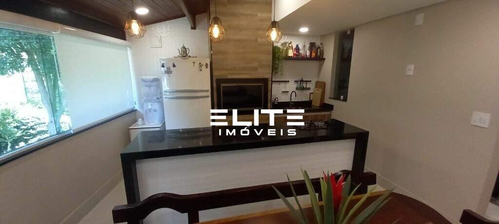 Sobrado à venda no Jardim Marek: 