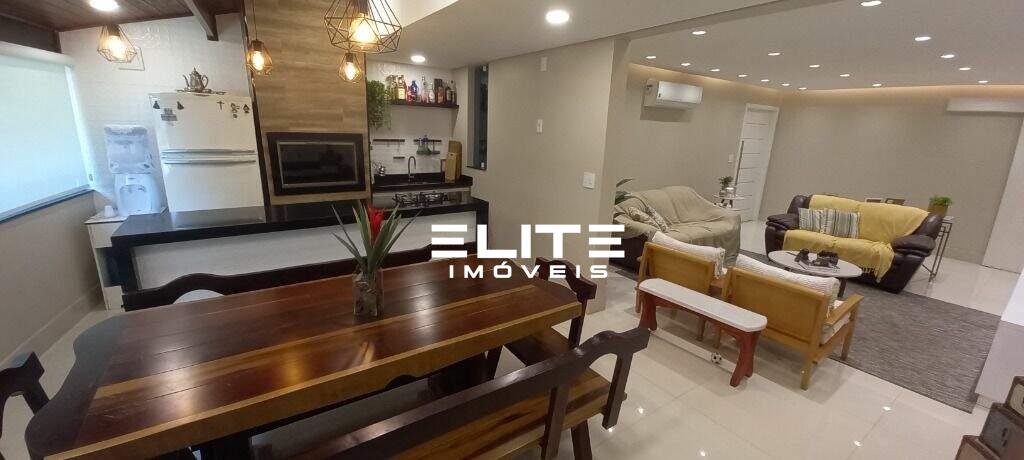 Sobrado à venda no Jardim Marek: 