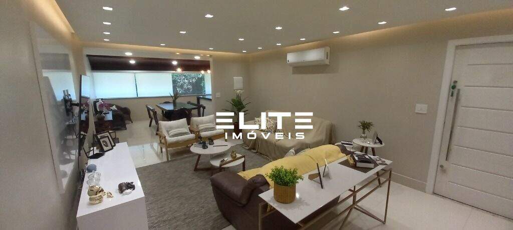 Sobrado à venda no Jardim Marek: 