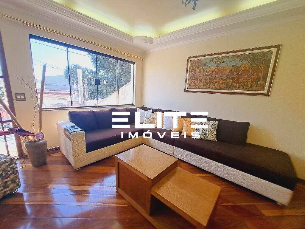 Sobrado à venda no Vila Pinheirinho: 