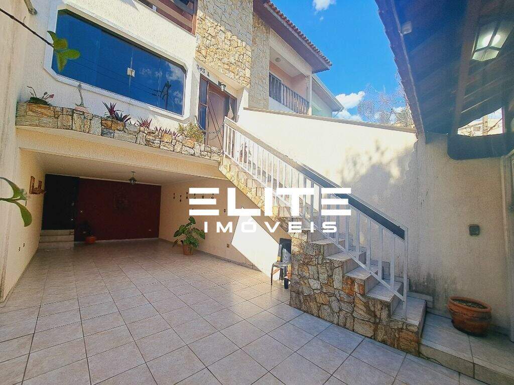 Sobrado à venda no Vila Pinheirinho: 