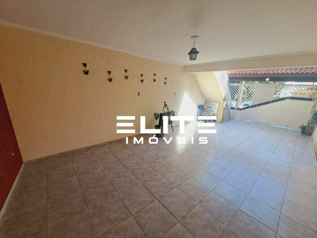 Sobrado à venda no Vila Pinheirinho: 