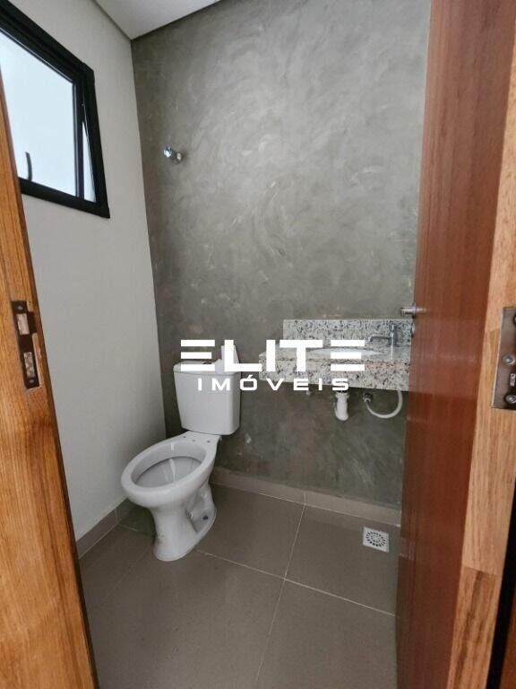 Sobrado à venda no Vila Vilma: 