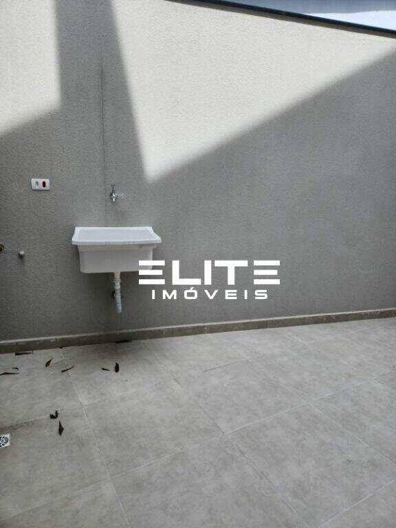 Sobrado à venda no Vila Vilma: 