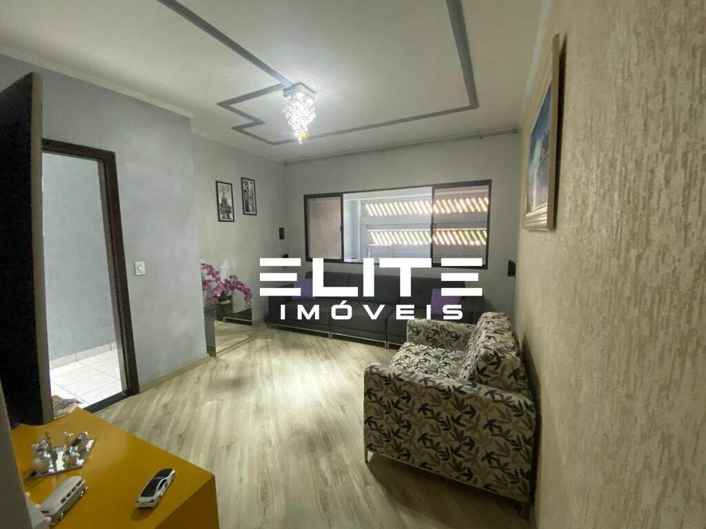 Sobrado à venda no Jardim Rina: 