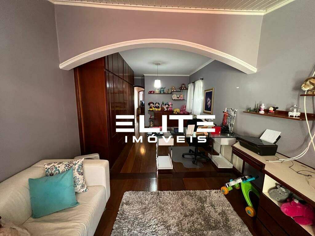 Sobrado à venda no Campestre: 