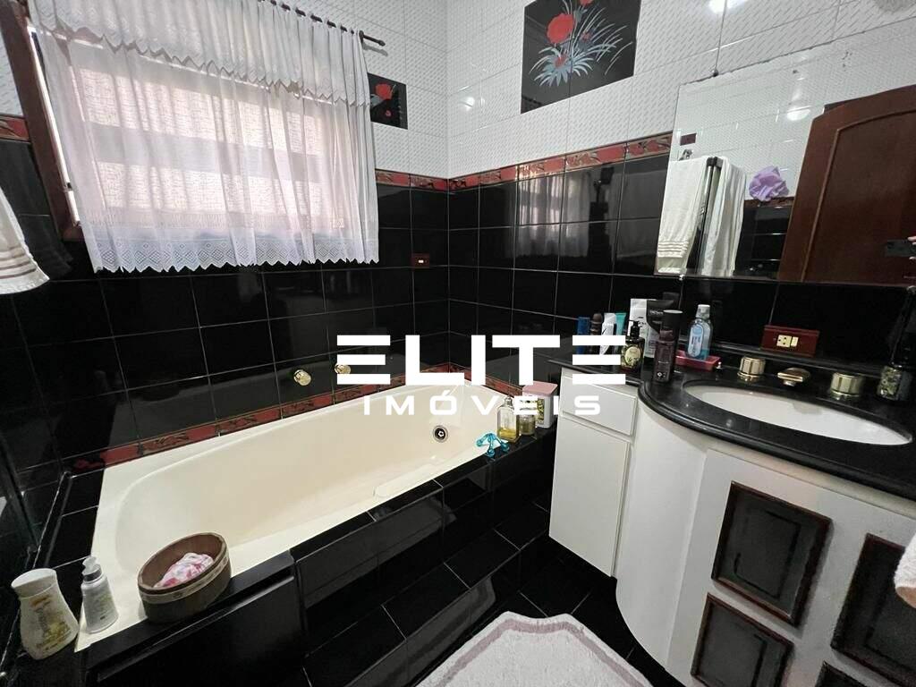 Sobrado à venda no Campestre: 