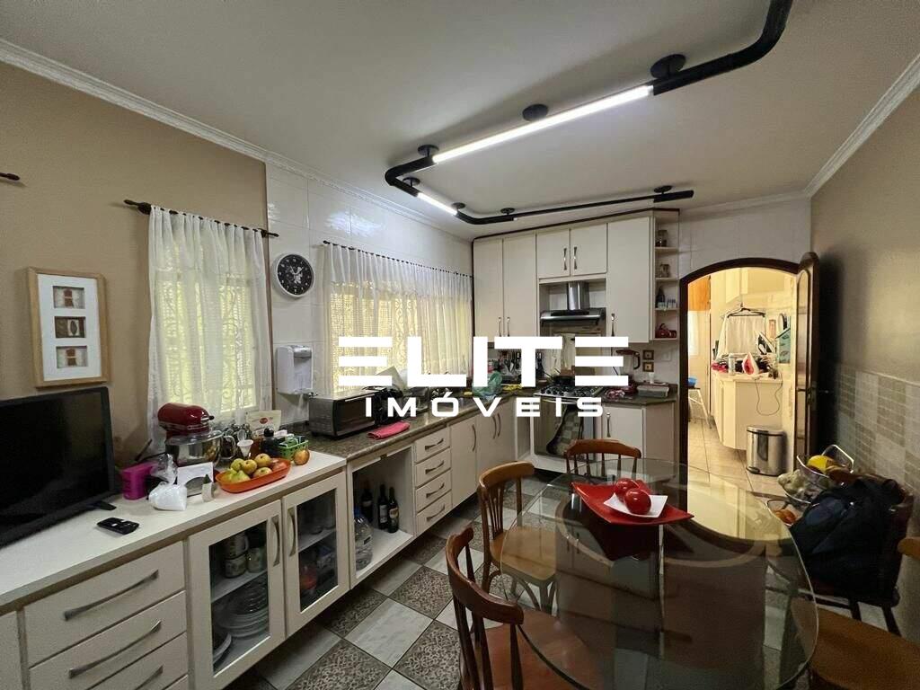 Sobrado à venda no Campestre: 