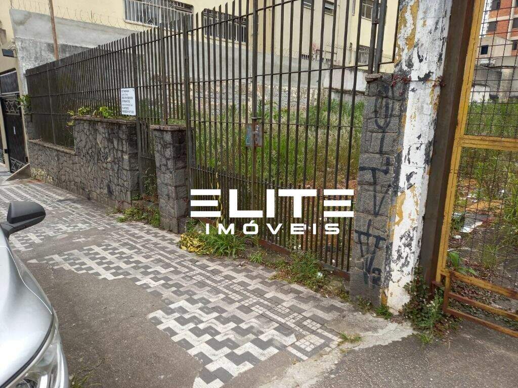 Terreno à venda no Centro: 