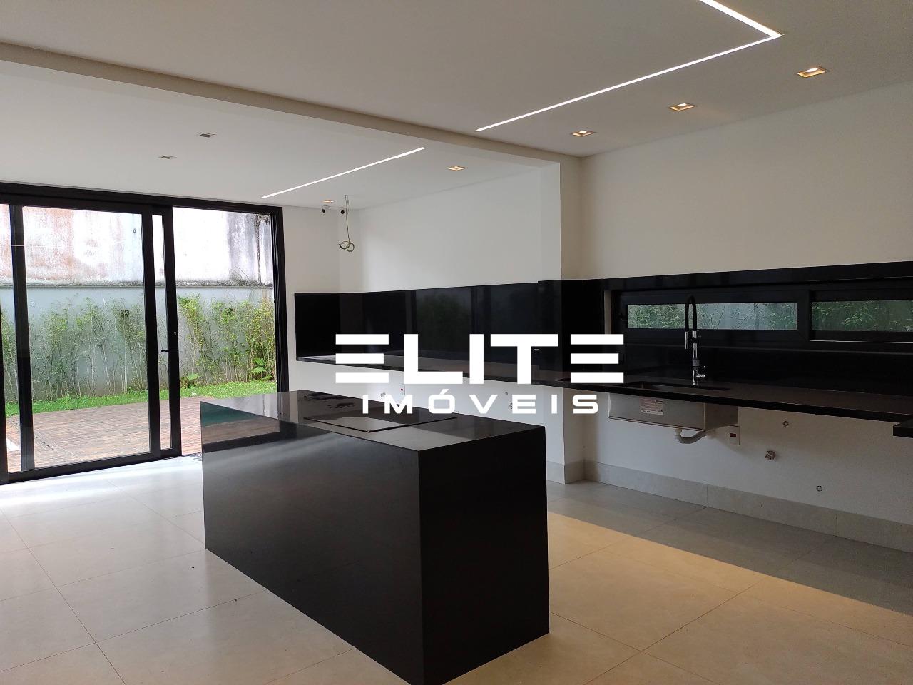 Sobrado à venda no Parque Terra Nova II: 