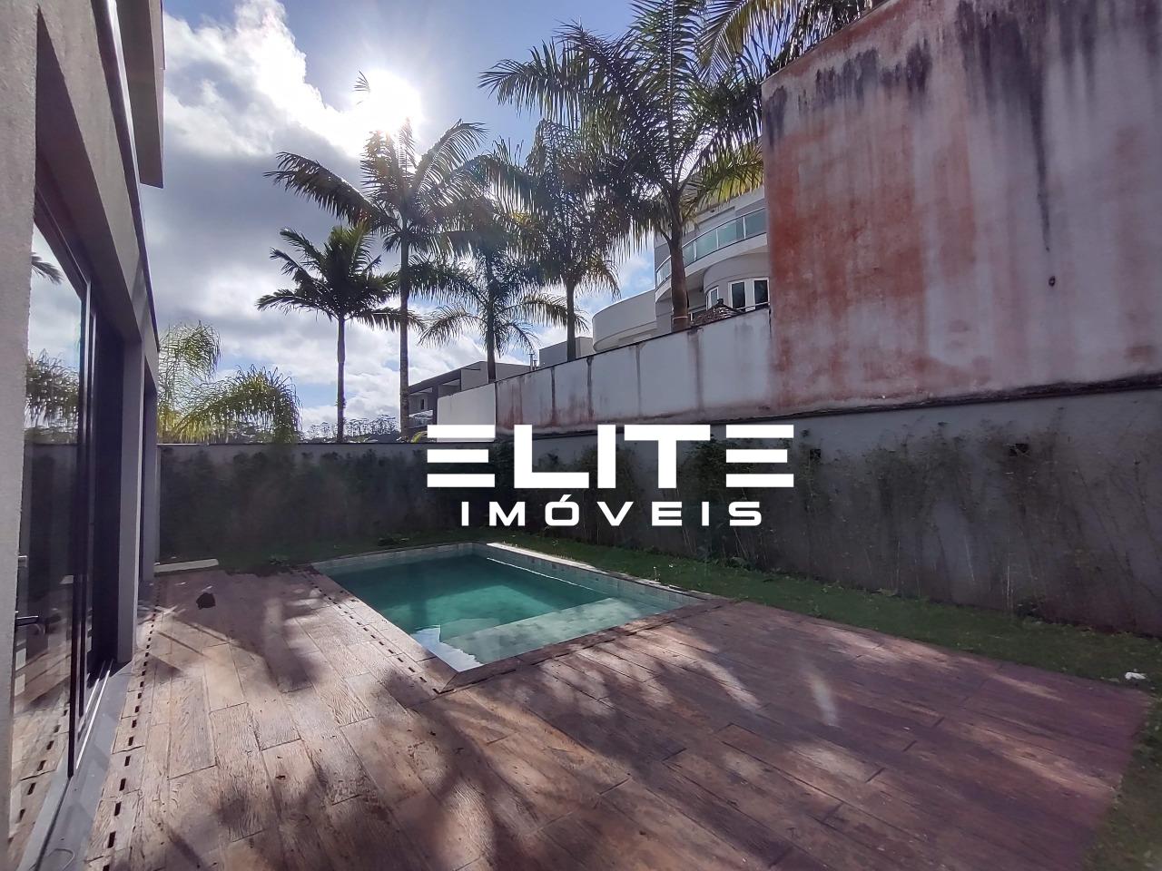 Sobrado à venda no Parque Terra Nova II: 