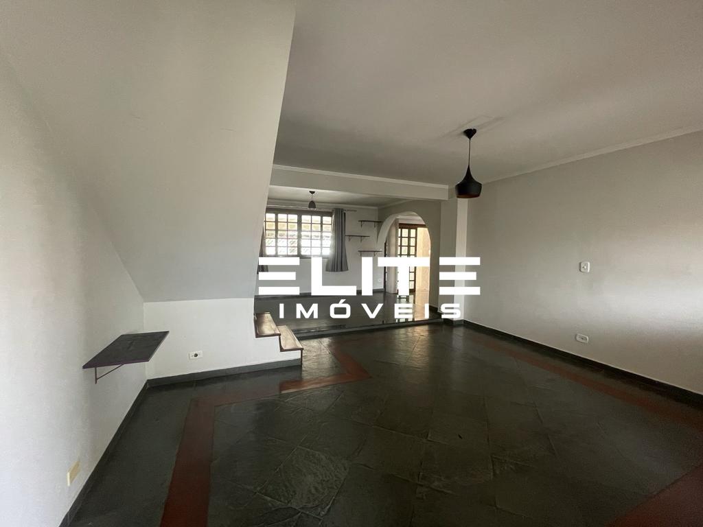 Sobrado para aluguel no Campestre: 