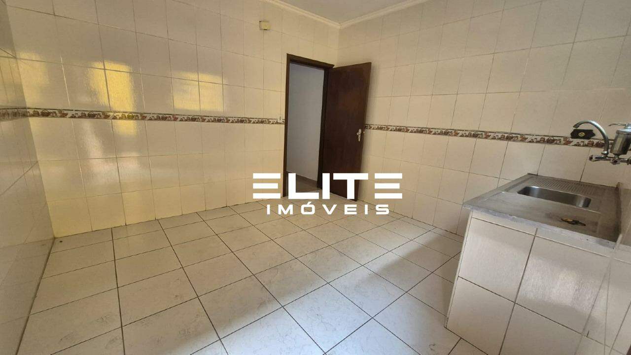 Sobrado para aluguel no Campestre: 