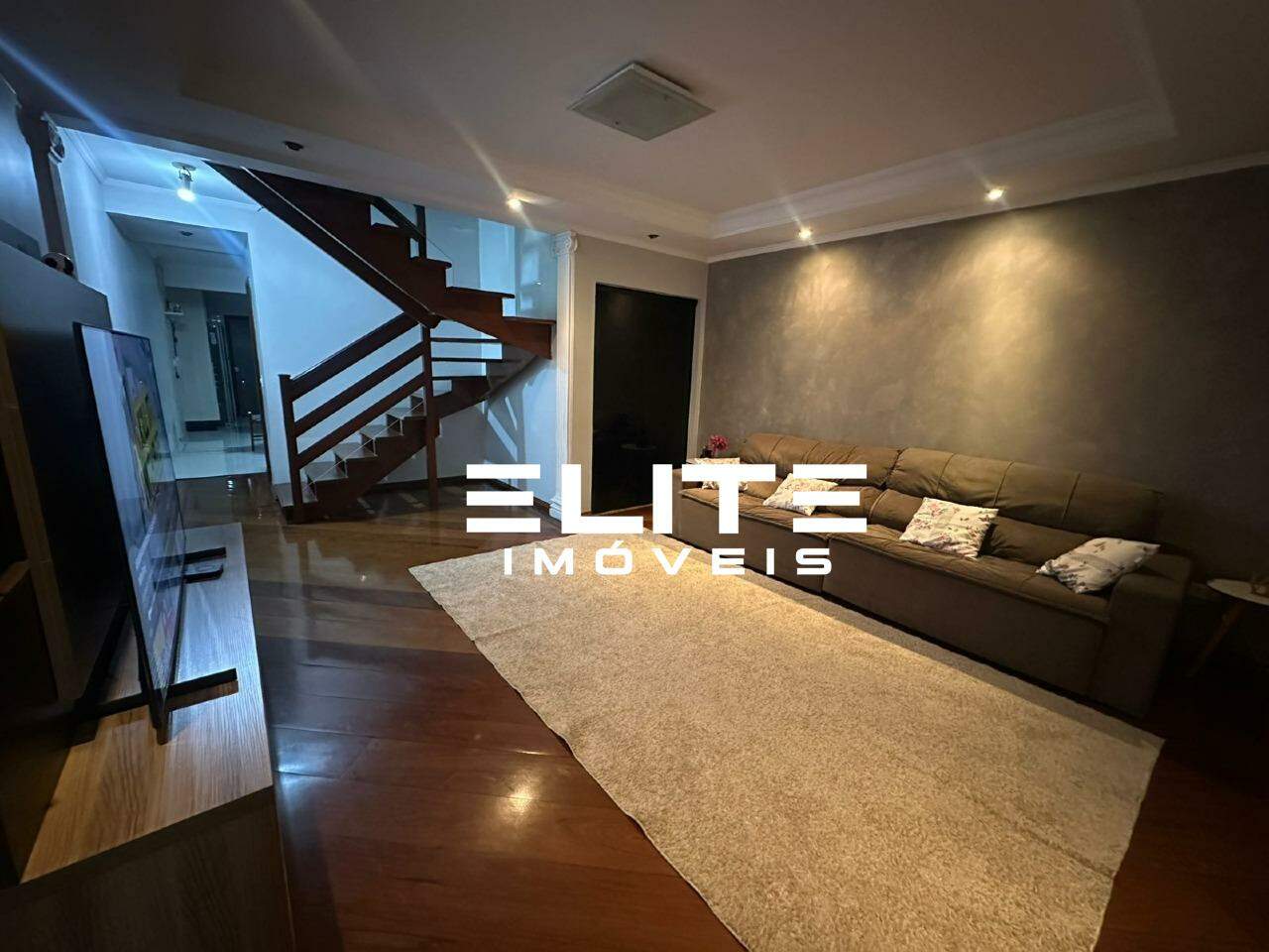 Sobrado para aluguel no Parque das Nações: 