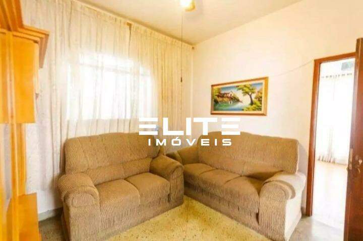 Casa para aluguel no Bairro Jardim: 