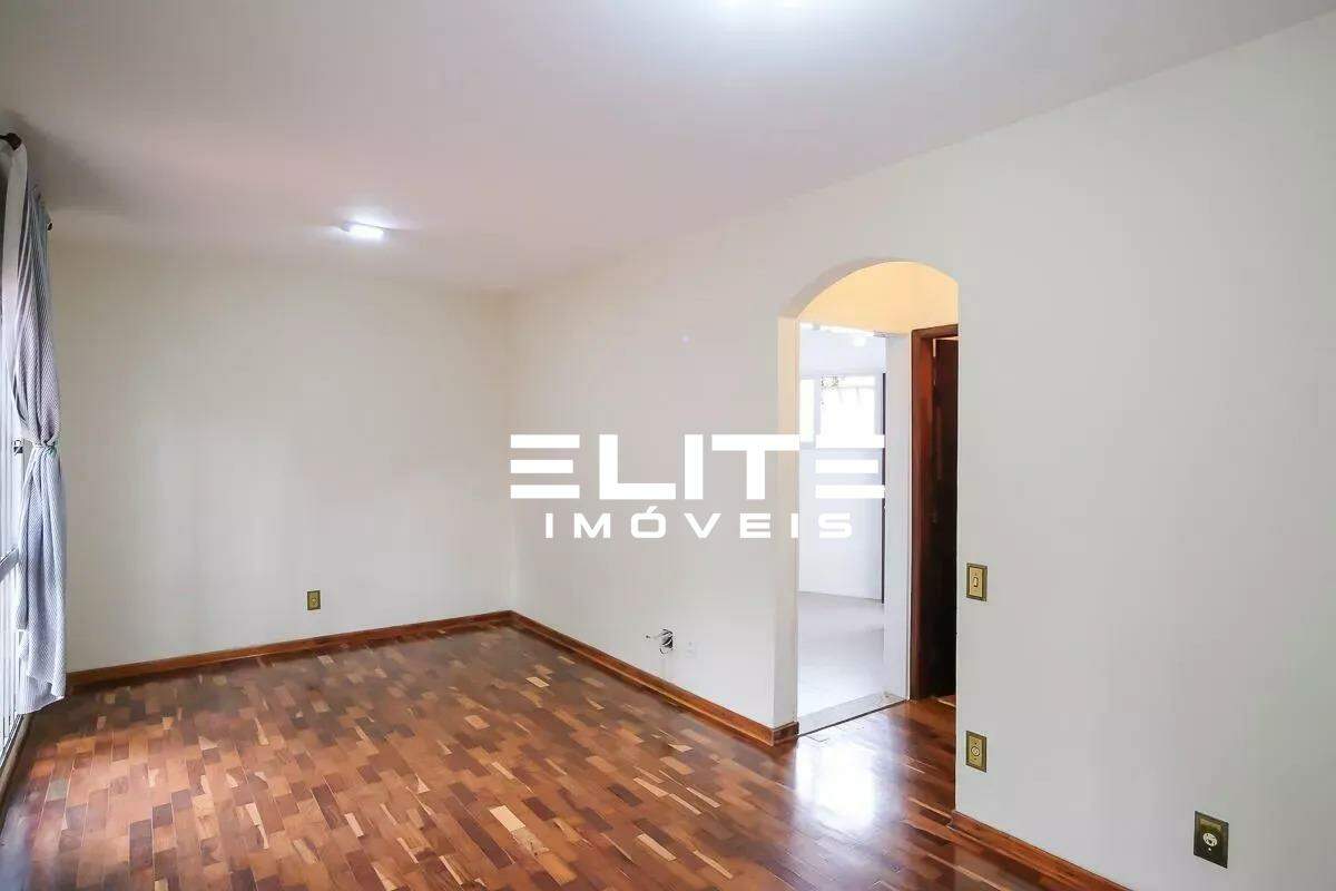 Sobrado à venda no Campestre: Living