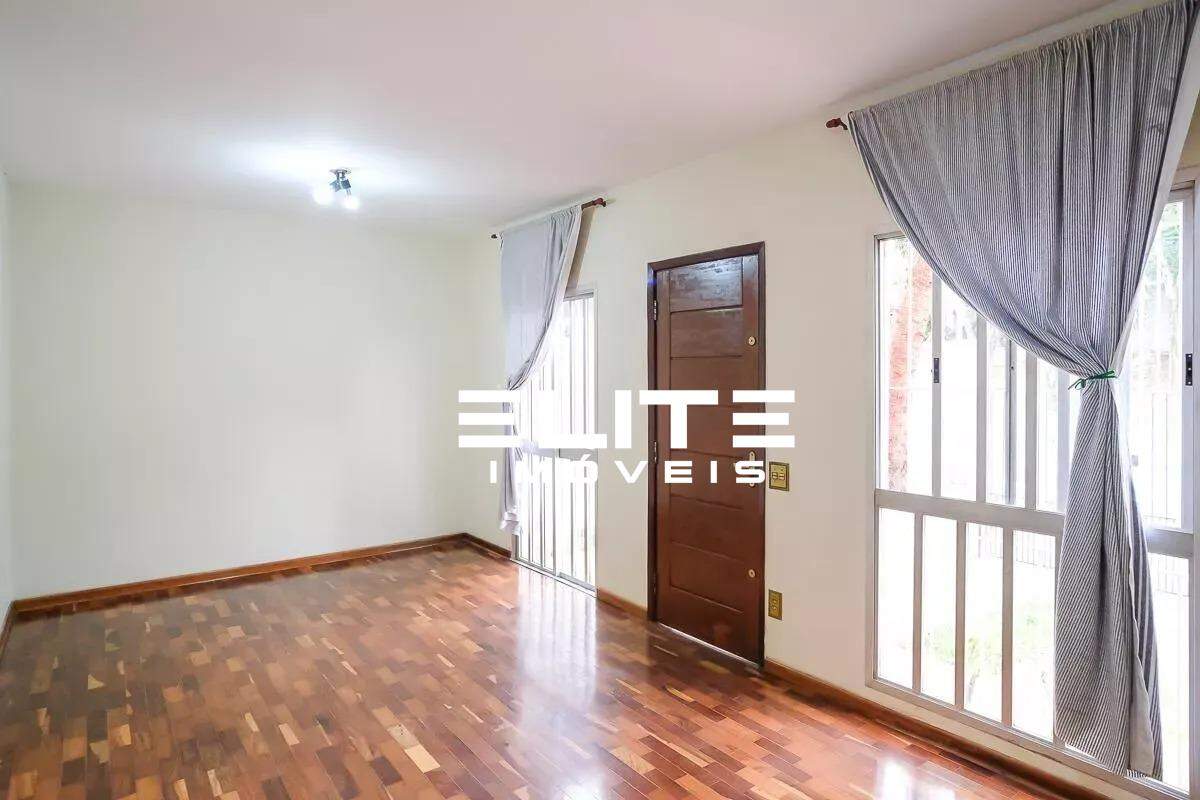 Sobrado à venda no Campestre: Living