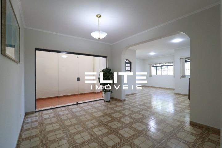 Sobrado para aluguel no Bairro Jardim: 