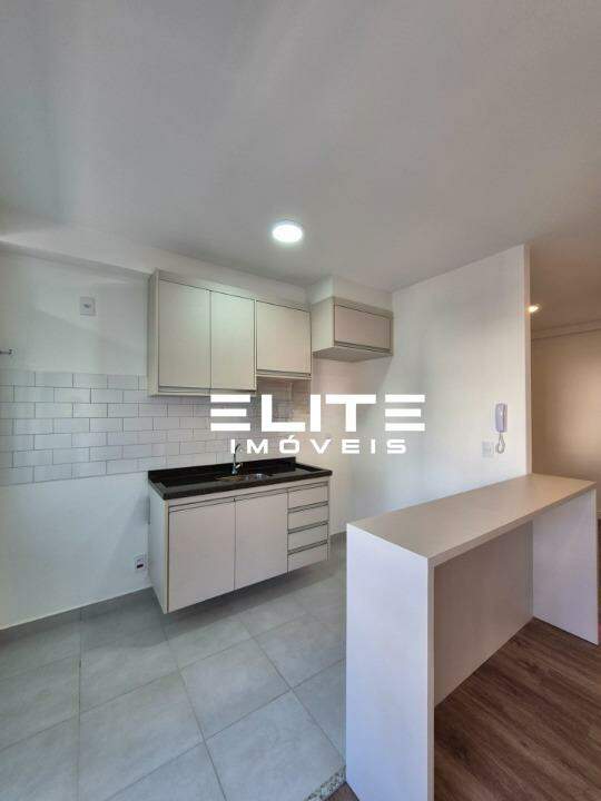 Apartamento para aluguel no Bangú: 